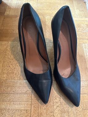 Coach Black Pointed-Toe Leather Pumps